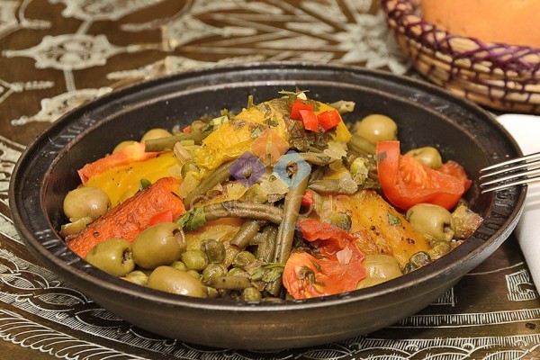 Tajine Végétalien en livraison et a emporter